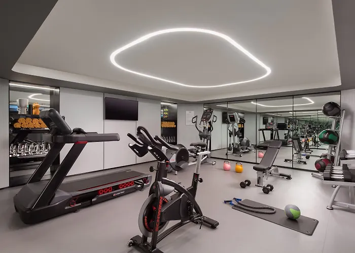 The Ivens, Autograph Collection Lissabon