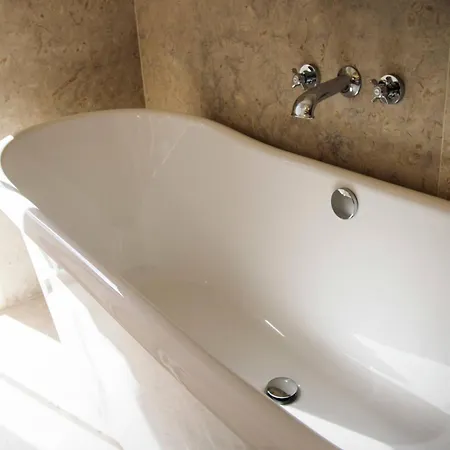 The Ivens, Autograph Collection 5*