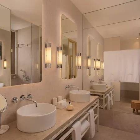 The Ivens, Autograph Collection Hotel