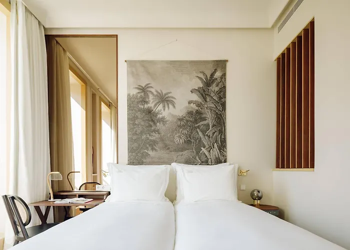 The Ivens, Autograph Collection Otel 5*