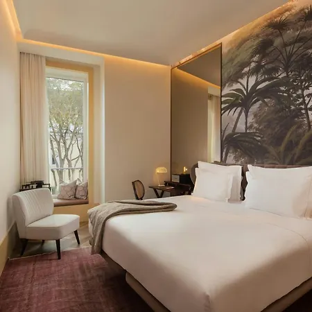 The Ivens, Autograph Collection 5*