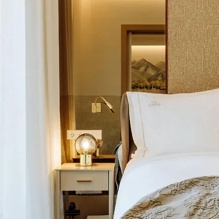 The Ivens, Autograph Collection Lisbona