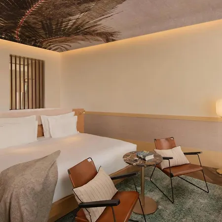 The Ivens, Autograph Collection 5*