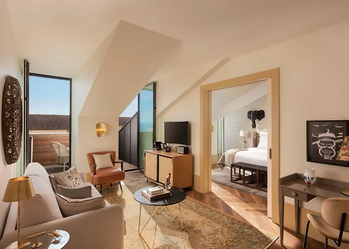 The Ivens, Autograph Collection Lisboa